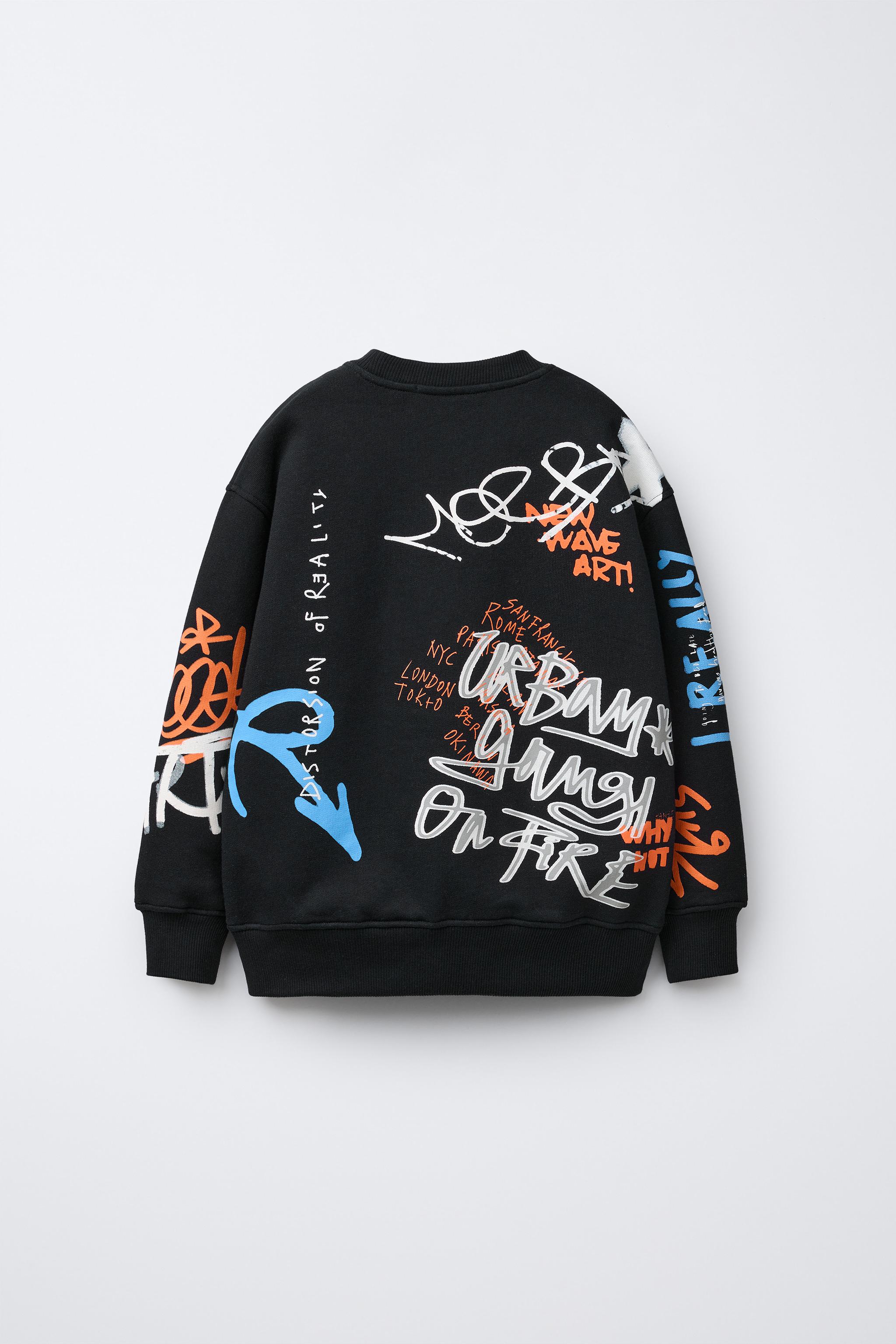 GRAFFITI PRINT SWEATSHIRT